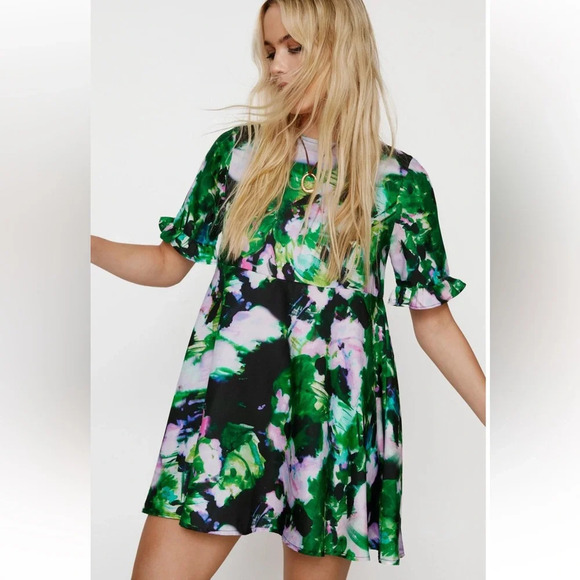 Nasty Gal Dresses & Skirts - NWT NASTY GAL- Printed Frill Smock Mini Dress size 2